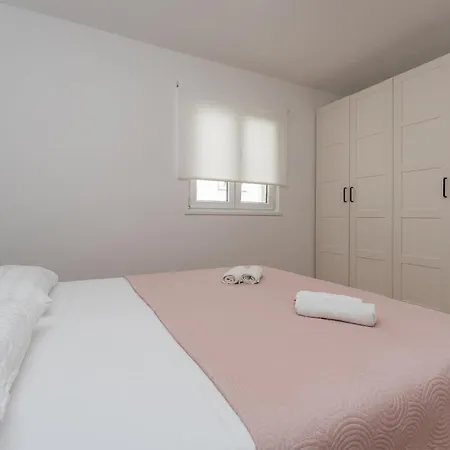 Apartman 1 Bedroom Cozy In *